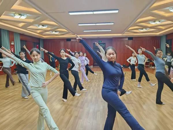 舞蹈社3 舞蹈社3